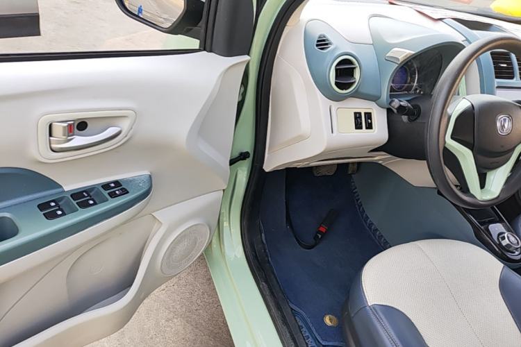 Used CHANGAN Benni E-Star 2021 National Edition Colorful Version Lithium Iron Phosphate (31.86 kWh) Driver Seat