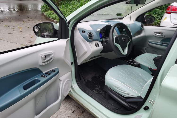 Used CHANGAN Benni E-Star 2021 National Edition Colorful Version Lithium Iron Phosphate (31.86 kWh) Driver Seat