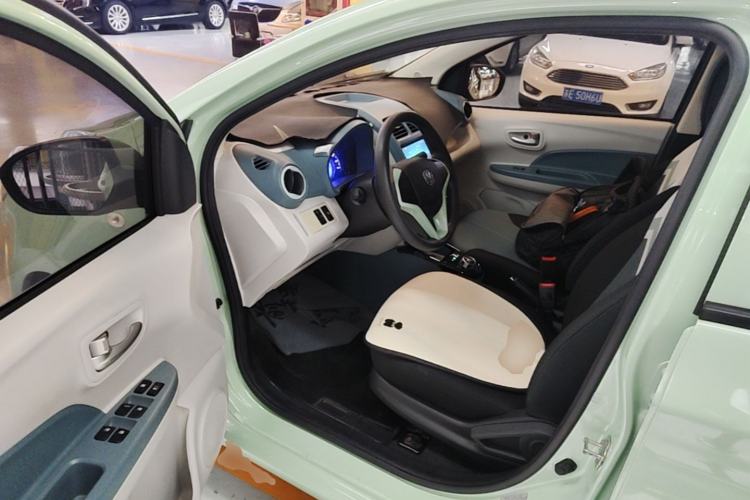 Used CHANGAN Benni E-Star 2021 National Edition Colorful Version Lithium Iron Phosphate (31.95 kWh) Driver Seat