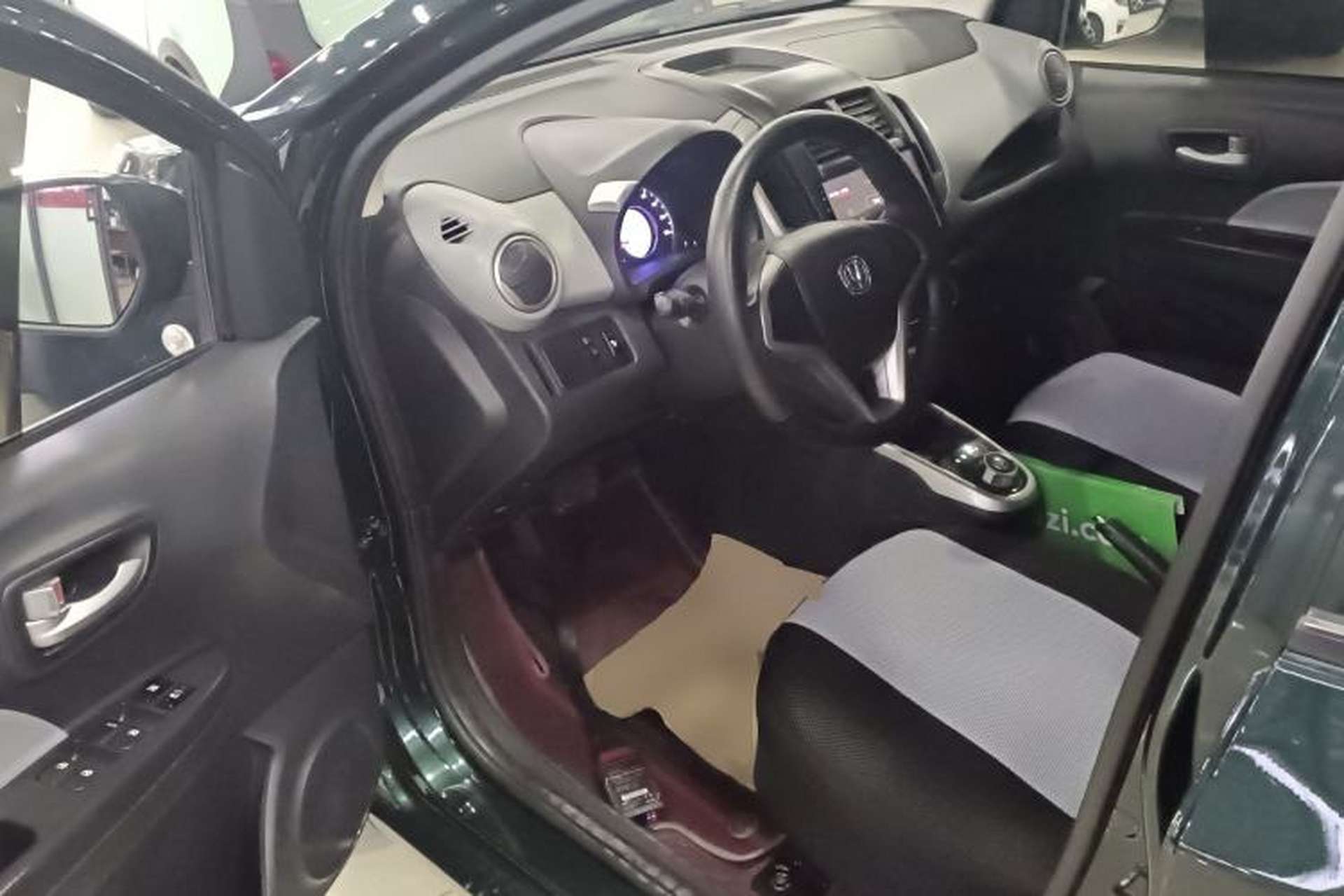 Used CHANGAN Benni E-Star 2021 National Edition Xin Yue Version Lithium Iron Phosphate (31.86 kWh) Driver Seat
