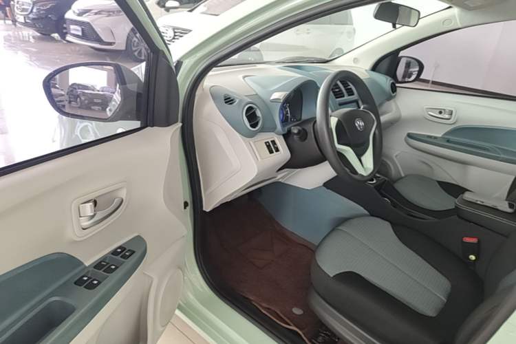 Used CHANGAN Benni E-Star 2021 National Edition Colorful Version Lithium Iron Phosphate (31.86 kWh) Driver Seat