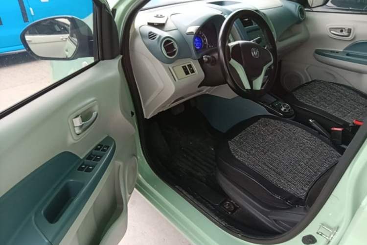 Used CHANGAN Benni E-Star 2021 National Edition Colorful Version Lithium Iron Phosphate (31.86 kWh) Driver Seat