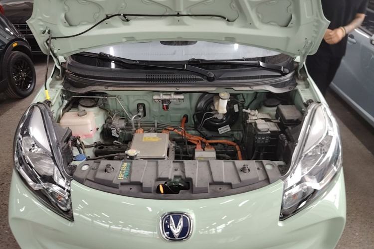Used CHANGAN Benni E-Star 2021 National Edition Colorful Version Lithium Iron Phosphate (31.18 kWh) Engine Bay