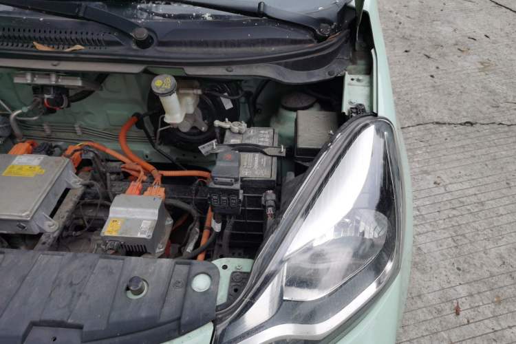 Used CHANGAN Benni E-Star 2021 National Edition Colorful Version Lithium Iron Phosphate (31.86 kWh) Engine Bay Left
