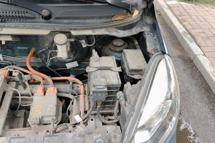Used CHANGAN Benni E-Star 2021 National Edition Xin Yue Version (Fast-Charging Edition) Lithium Iron Phosphate (31.95 kWh) Engine Bay Left