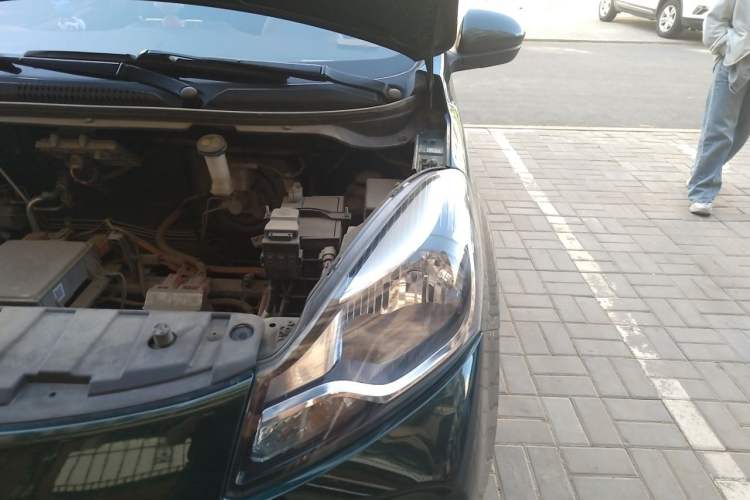 Used CHANGAN Benni E-Star 2021 National Edition Xin Yue Version (Fast-Charging Edition) Lithium Iron Phosphate (31.95 kWh) Engine Bay Left
