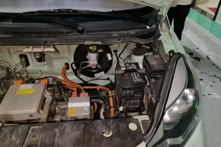 Used CHANGAN Benni E-Star 2021 National Edition Colorful Version Lithium Iron Phosphate (31.95 kWh) Engine Bay Left