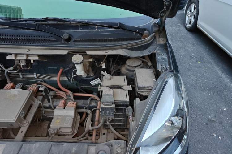 Used CHANGAN Benni E-Star 2021 National Edition Xin Yue Version Lithium Iron Phosphate (31.86 kWh) Engine Bay Left