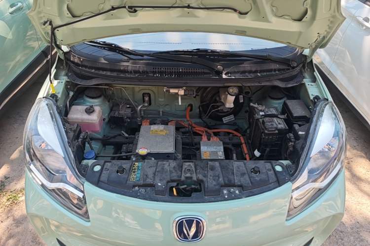 Used CHANGAN Benni E-Star 2021 National Edition Colorful Version Lithium Iron Phosphate (31.86 kWh) Engine Bay
