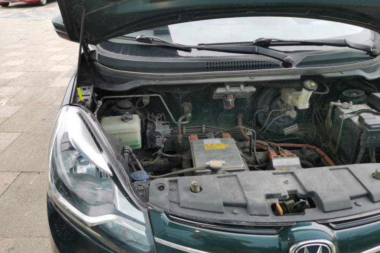 Used CHANGAN Benni E-Star 2021 National Edition Xinyue Version (Fast-Charging Edition) Lithium NMC Engine Bay Right