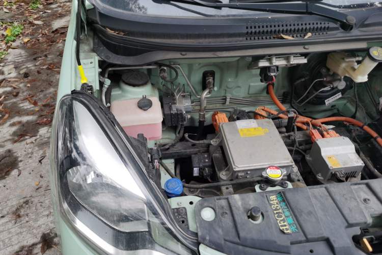 Used CHANGAN Benni E-Star 2021 National Edition Colorful Version Lithium Iron Phosphate (31.86 kWh) Engine Bay Right