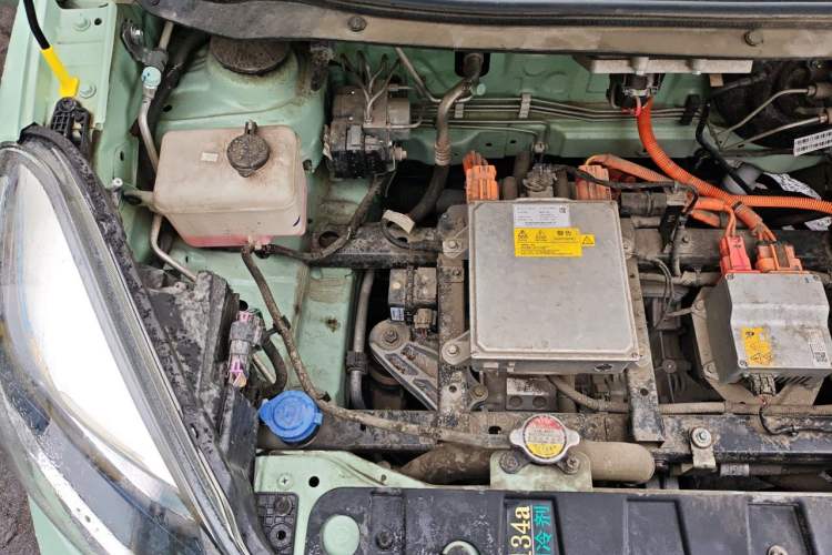 Used CHANGAN Benni E-Star 2021 National Edition Colorful Version Lithium Iron Phosphate (31.86 kWh) Engine Bay Right