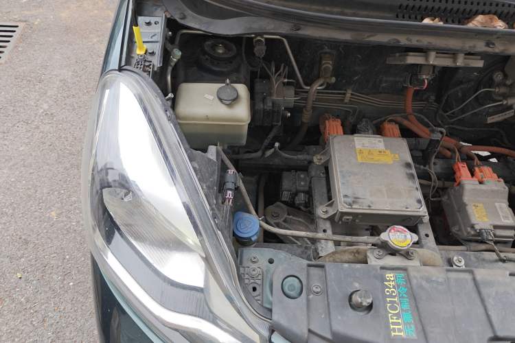Used CHANGAN Benni E-Star 2021 National Edition Xin Yue Version (Fast-Charging Edition) Lithium Iron Phosphate (31.95 kWh) Engine Bay Right