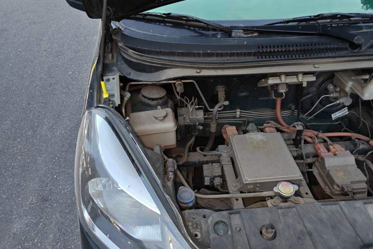 Used CHANGAN Benni E-Star 2021 National Edition Xin Yue Version Lithium Iron Phosphate (31.86 kWh) Engine Bay Right