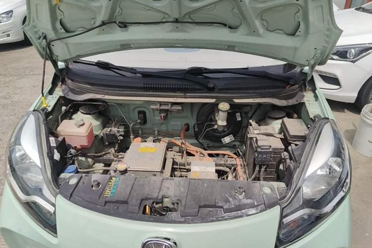 Used CHANGAN Benni E-Star 2021 National Edition Xinyi Edition Lithium-Ion Battery Engine Bay