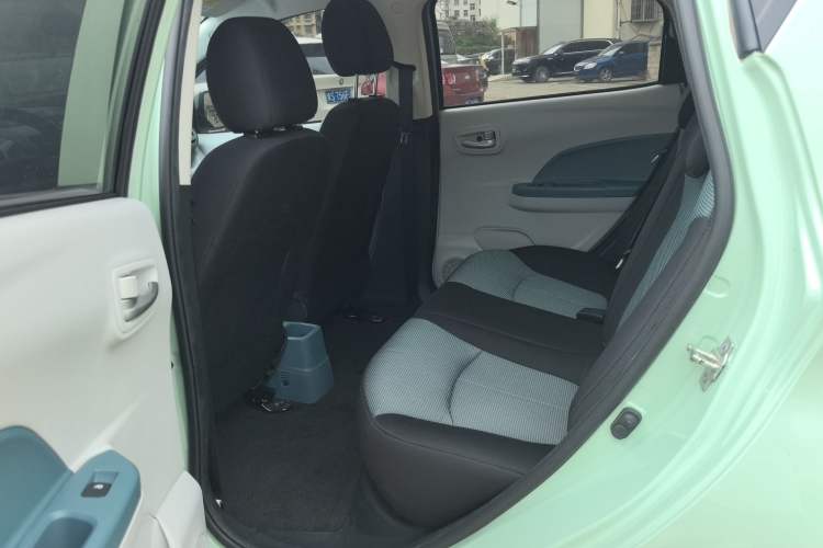 Used CHANGAN Benni E-Star 2021 National Edition Colorful Version Lithium Iron Phosphate (31.86 kWh) Exterior 12