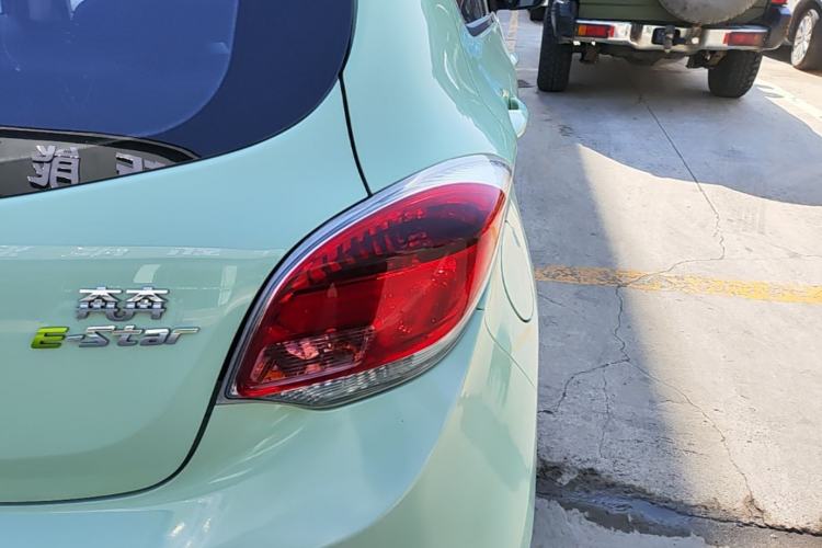 Used CHANGAN Benni E-Star 2021 National Edition Colorful Version Lithium Iron Phosphate (31.86 kWh) Exterior 3