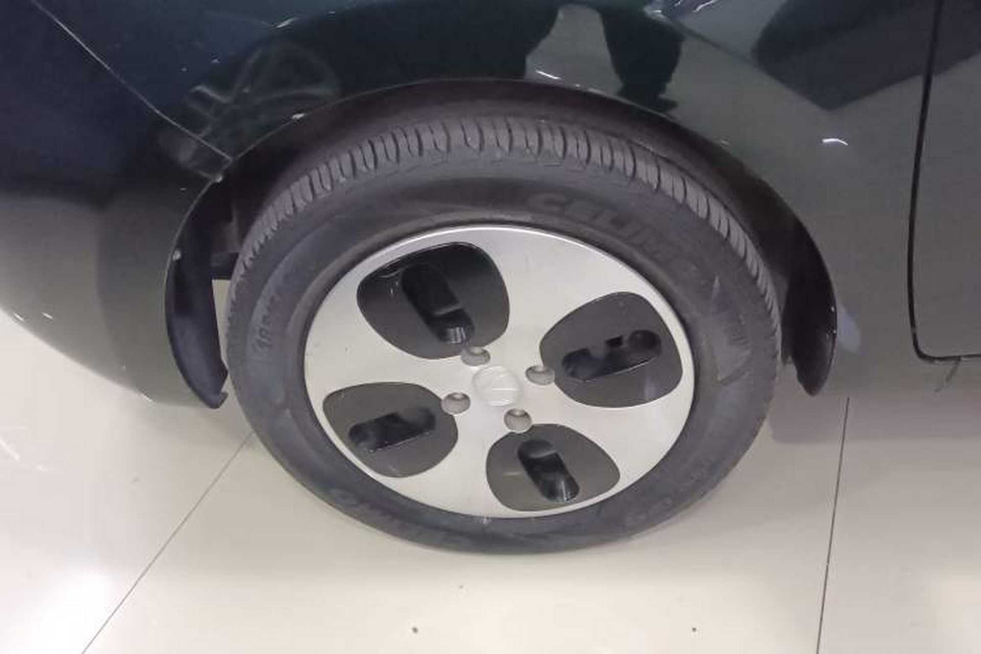 Used CHANGAN Benni E-Star 2021 National Edition Xin Yue Version Lithium Iron Phosphate (31.86 kWh) Exterior 3