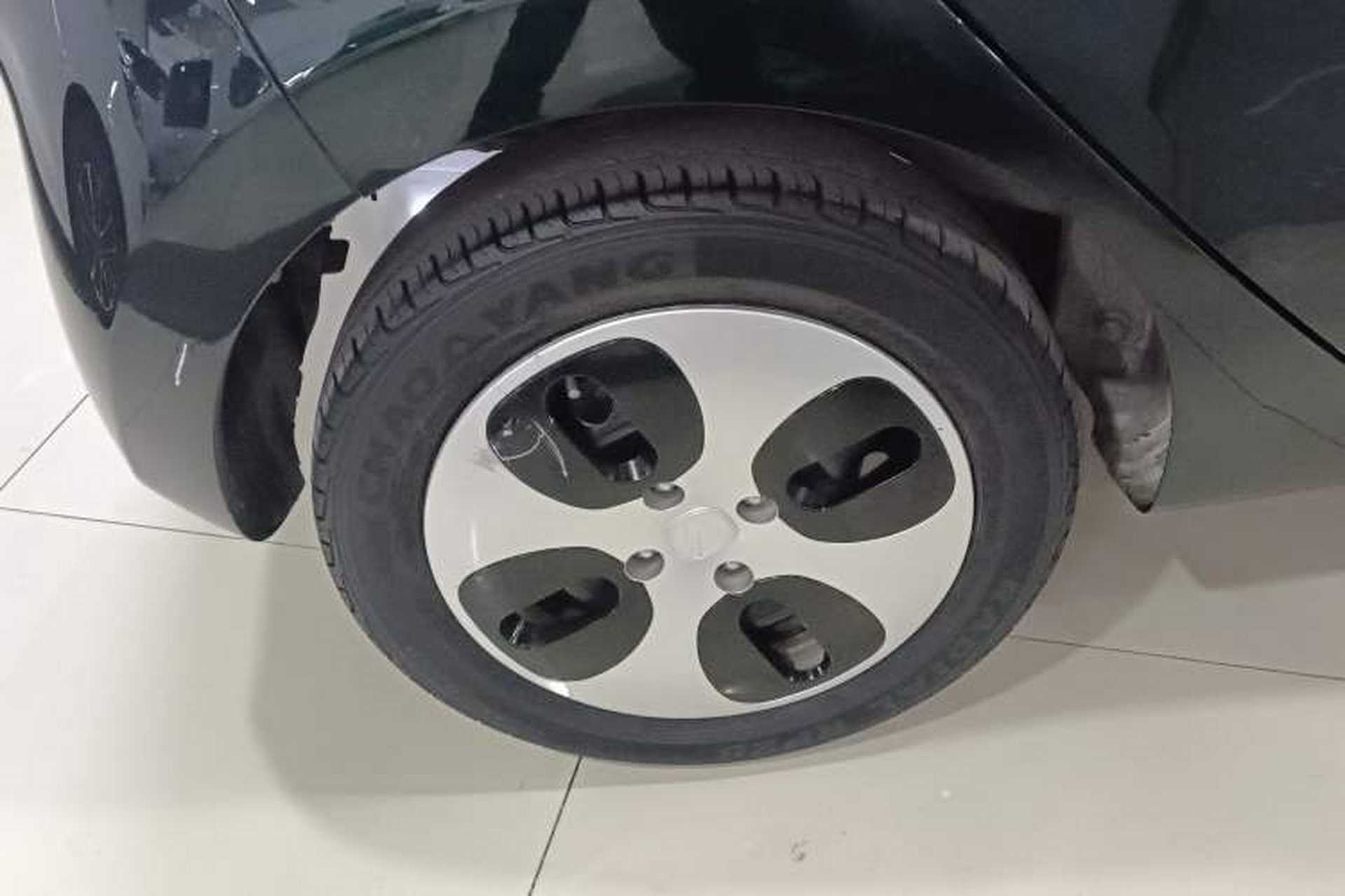 Used CHANGAN Benni E-Star 2021 National Edition Xin Yue Version Lithium Iron Phosphate (31.86 kWh) Exterior 4