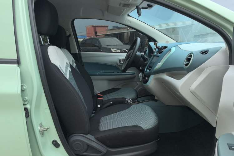 Used CHANGAN Benni E-Star 2021 National Edition Colorful Version Lithium Iron Phosphate (31.86 kWh) Exterior 5