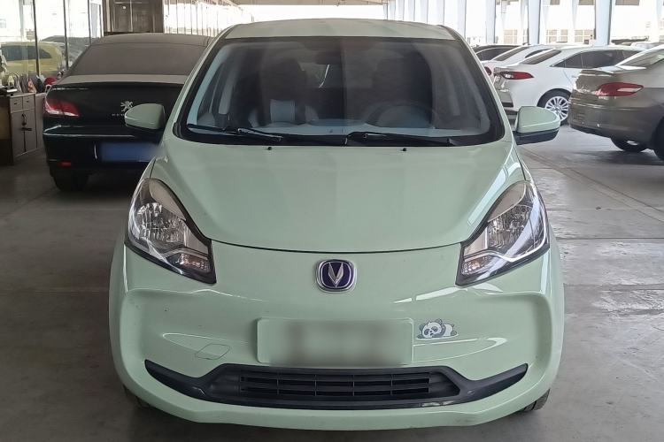 Used CHANGAN Benni E-Star 2021 National Edition Colorful Version Lithium Iron Phosphate (31.86 kWh) Front