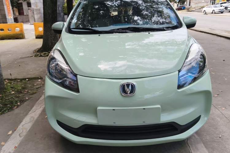 Used CHANGAN Benni E-Star 2021 National Edition Colorful Version Lithium Iron Phosphate (31.86 kWh) Front