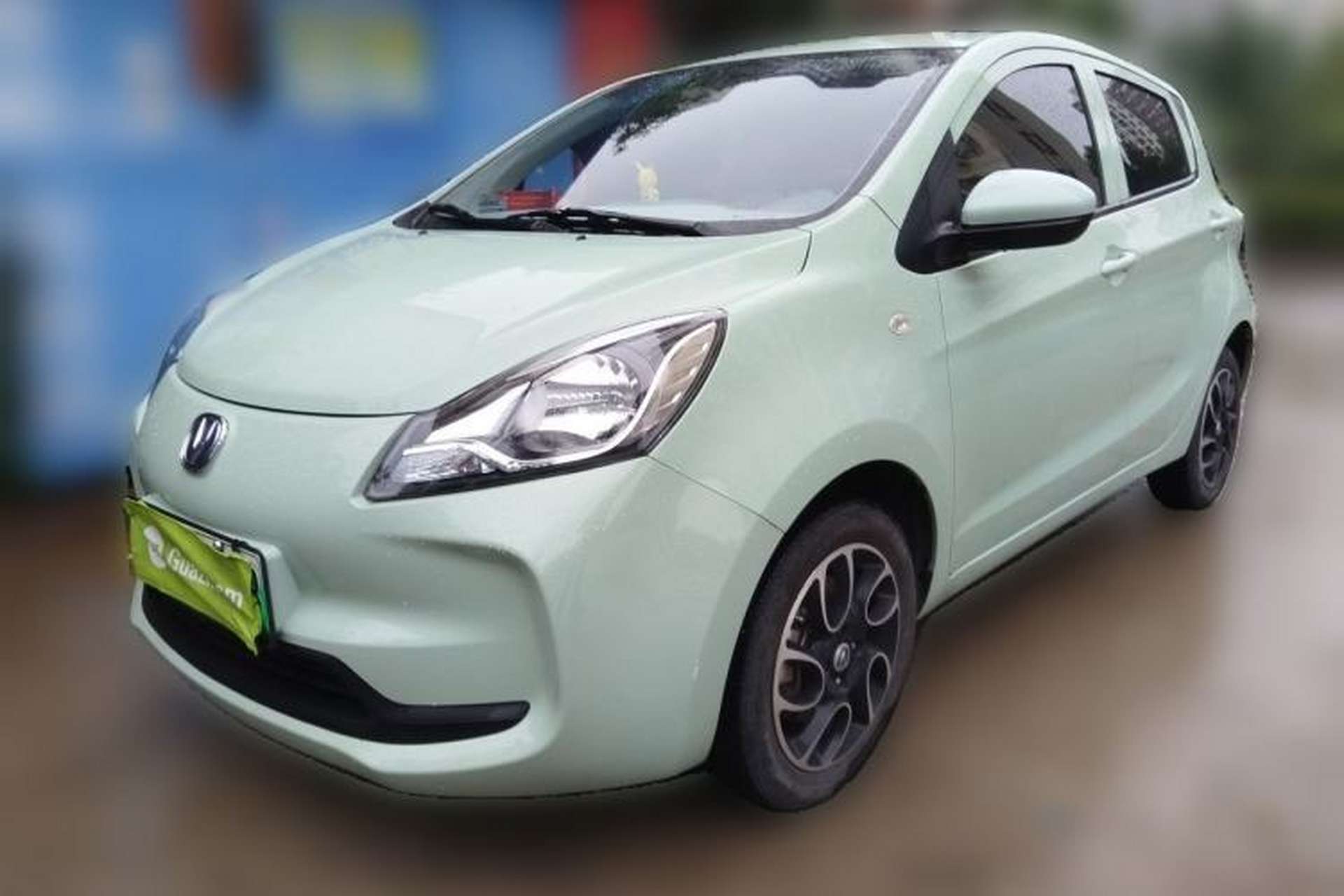 Used CHANGAN Benni E-Star 2021 National Edition Colorful Version Lithium Iron Phosphate (31.86 kWh) Front Left 45 Deg