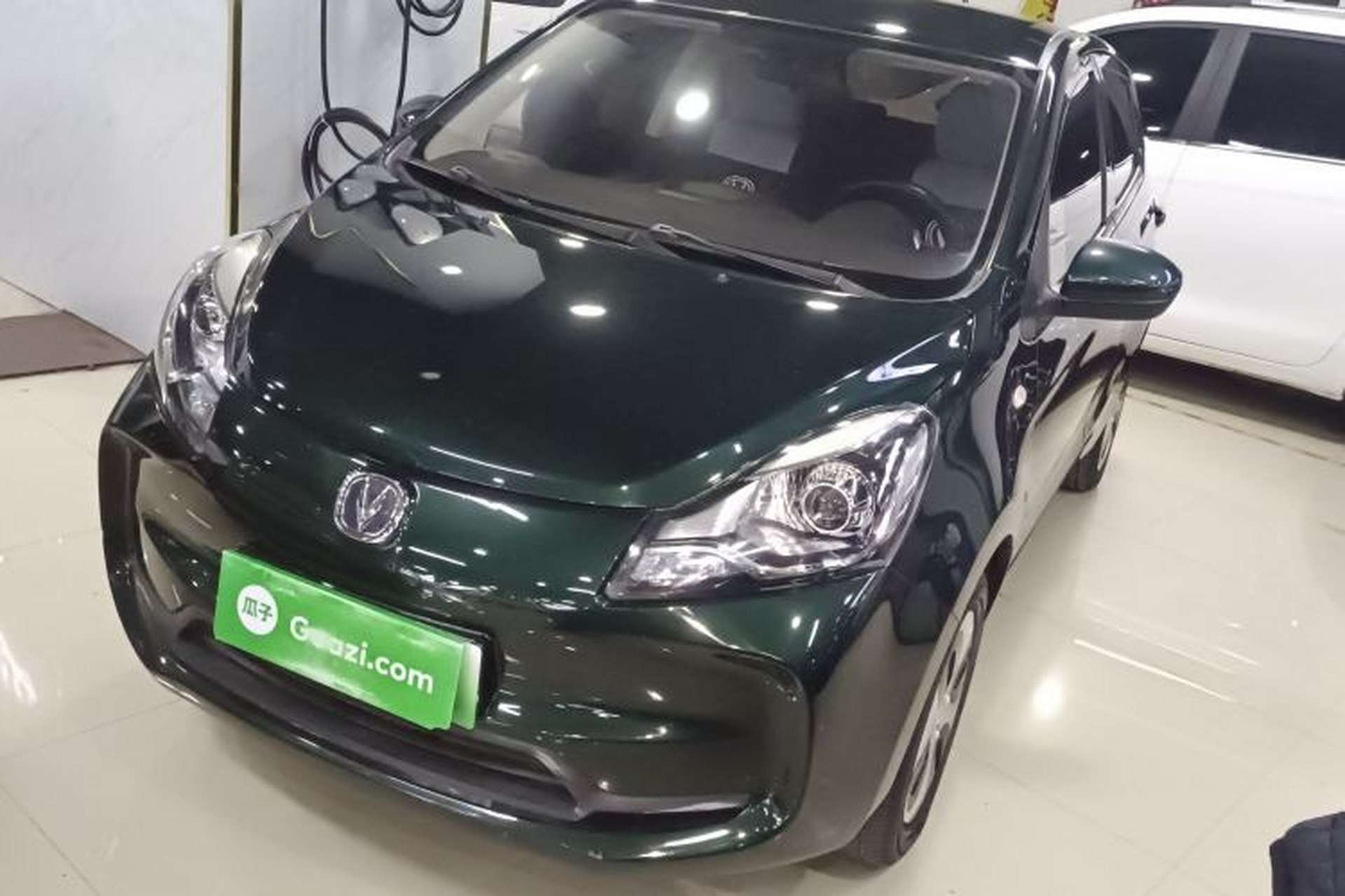 Used CHANGAN Benni E-Star 2021 National Edition Xin Yue Version Lithium Iron Phosphate (31.86 kWh) Front Left 45 Deg