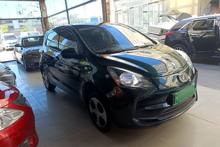 Used CHANGAN Benni E-Star 2021 National Edition Xin Yue Version Lithium Iron Phosphate (31.18 kWh) Front Right 45 Deg