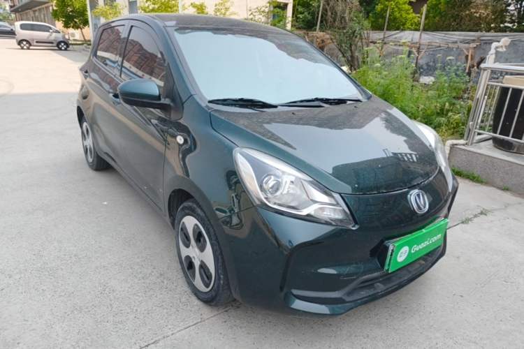 Used CHANGAN Benni E-Star 2021 National Edition Xin Yue Version (Fast-Charging Edition) Lithium Iron Phosphate (31.95 kWh) Front Right 45 Deg