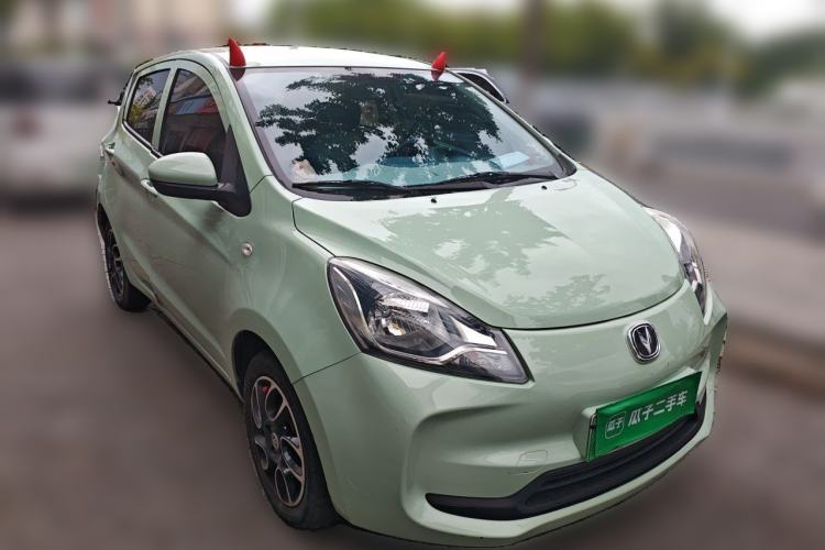 Used CHANGAN Benni E-Star 2021 National Edition Colorful Version Lithium Iron Phosphate (31.86 kWh) Front Right 45 Deg