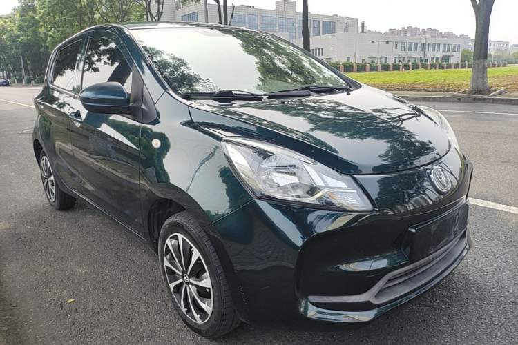 Used CHANGAN Benni E-Star 2021 National Edition Xin Yue Version Lithium Iron Phosphate (31.95 kWh) Front Right 45 Deg
