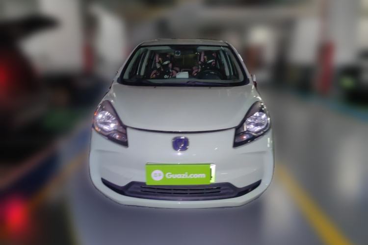 Used CHANGAN Benni E-Star 2021 National Edition Colorful Version Lithium Iron Phosphate (31.86 kWh) Front