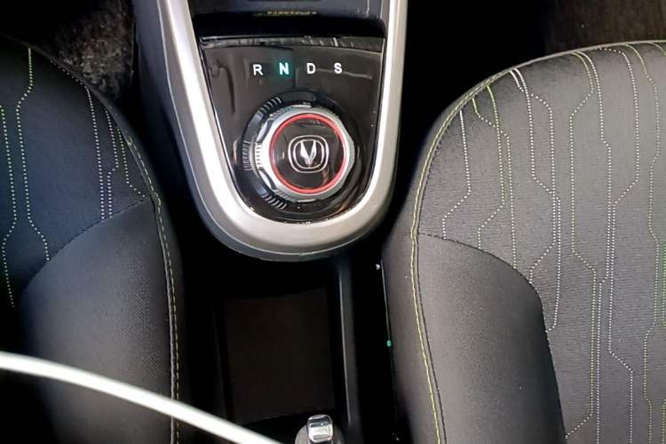 Used CHANGAN Benni E-Star 2021 National Edition Xin Yue Version Lithium Iron Phosphate (31.18 kWh) Gear Lever