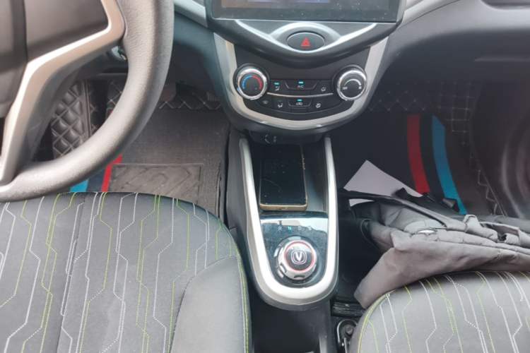 Used CHANGAN Benni E-Star 2021 National Edition Xin Yue Version (Fast-Charging Edition) Lithium Iron Phosphate (31.95 kWh) Gear Lever