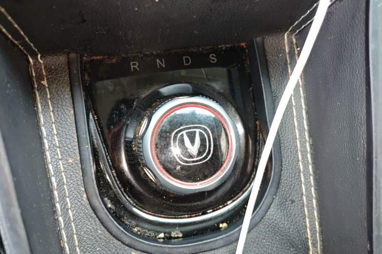 Used CHANGAN Benni E-Star 2021 National Edition Colorful Version Lithium Iron Phosphate (31.86 kWh) Gear Lever