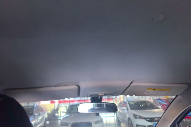 Used CHANGAN Benni E-Star 2021 National Edition Colorful Version Lithium Iron Phosphate (31.95 kWh) Headliner