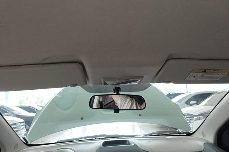 Used CHANGAN Benni E-Star 2021 National Edition Colorful Version Lithium Iron Phosphate (31.86 kWh) Headliner