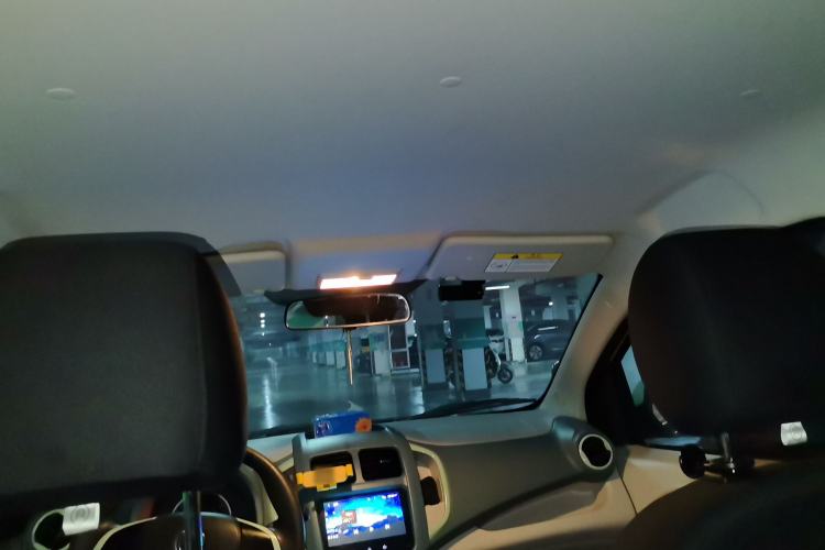 Used CHANGAN Benni E-Star 2021 National Edition Colorful Version Lithium Iron Phosphate (31.95 kWh) Headliner