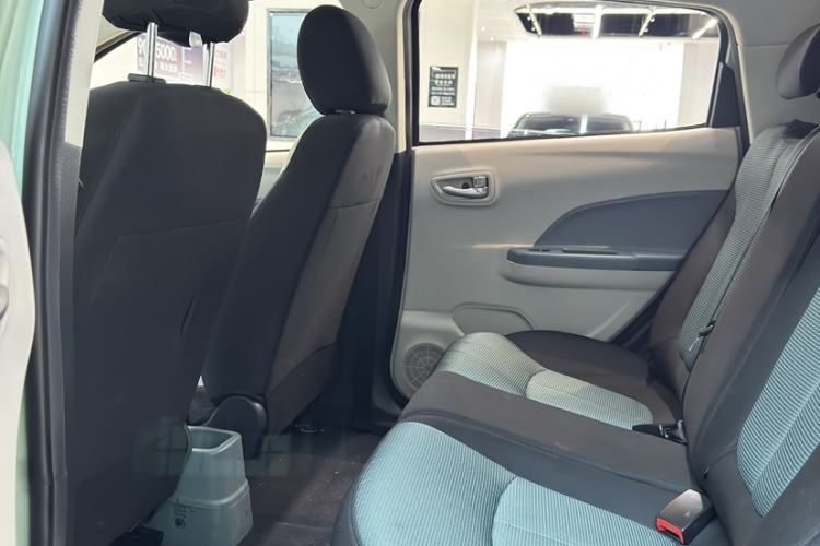 Used CHANGAN Benni E-Star 2021 National Edition Colorful Version Lithium Iron Phosphate (31.86 kWh) Interior 2