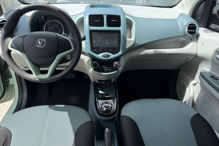 Used CHANGAN Benni E-Star 2021 National Edition Colorful Version Lithium Iron Phosphate (31.86 kWh) Interior 3
