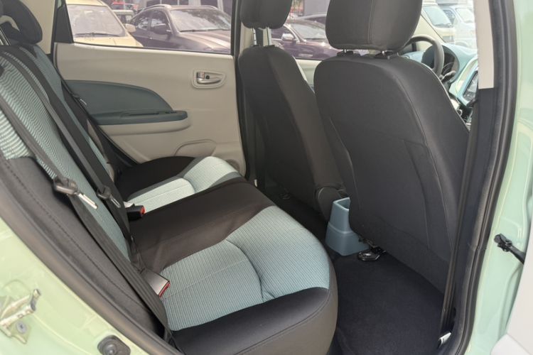 Used CHANGAN Benni E-Star 2021 National Edition Colorful Version Lithium Iron Phosphate (31.86 kWh) Interior 5