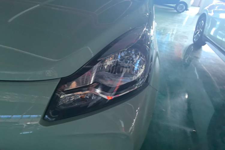 Used CHANGAN Benni E-Star 2021 National Edition Colorful Version Lithium Iron Phosphate (31.95 kWh) Left Front Headlight