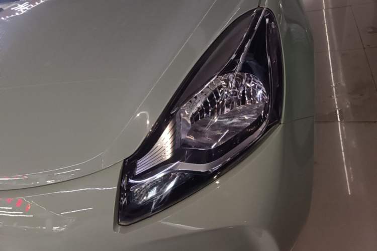 Used CHANGAN Benni E-Star 2021 National Edition Xin Yue Version Lithium-Ion Battery Left Front Headlight