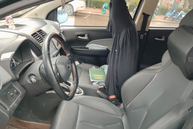Used CHANGAN Benni E-Star 2021 National Edition Xin Yue Version (Fast-Charging Edition) Lithium Iron Phosphate (31.95 kWh) Left Front Seat