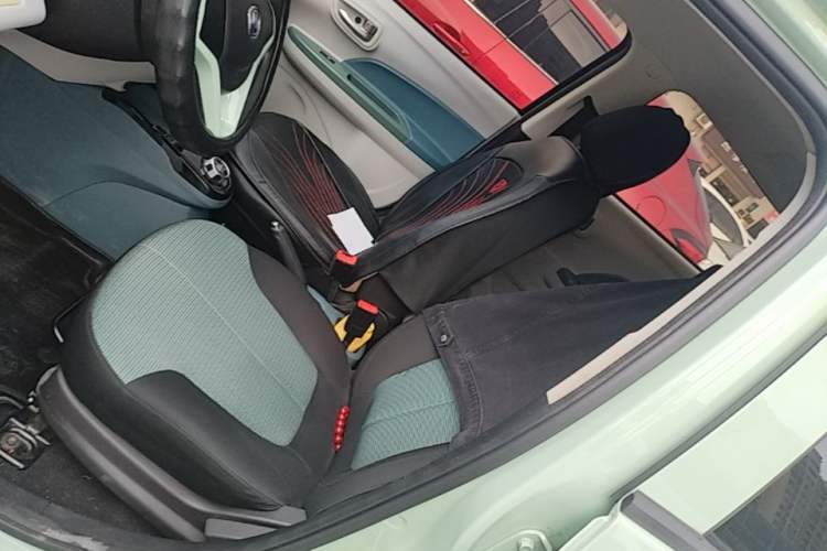 Used CHANGAN Benni E-Star 2021 National Edition Colorful Version Lithium Iron Phosphate (31.86 kWh) Left Front Seat