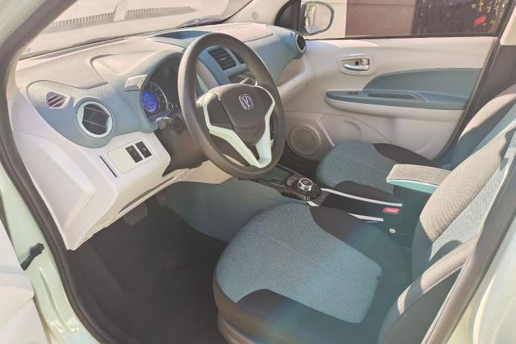 Used CHANGAN Benni E-Star 2021 National Edition Colorful Version Lithium Iron Phosphate (31.95 kWh) Left Front Seat