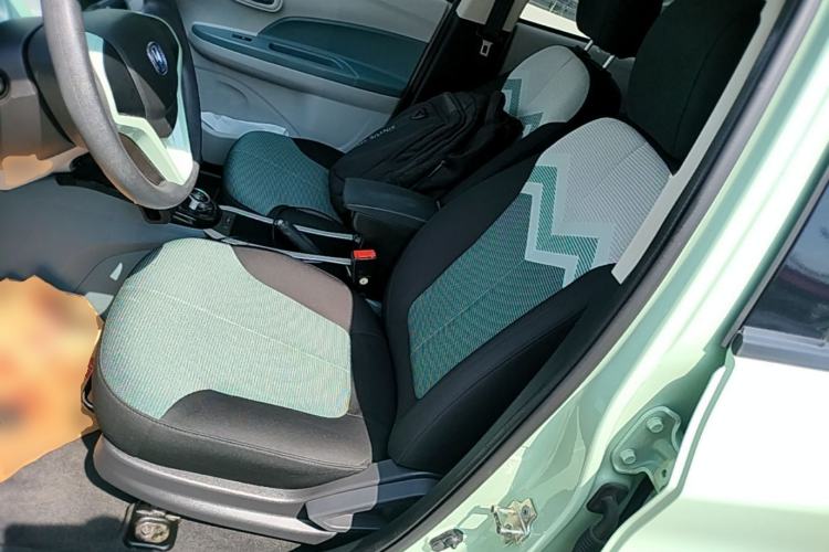 Used CHANGAN Benni E-Star 2021 National Edition Colorful Version Lithium Iron Phosphate (31.18 kWh) Left Front Seat