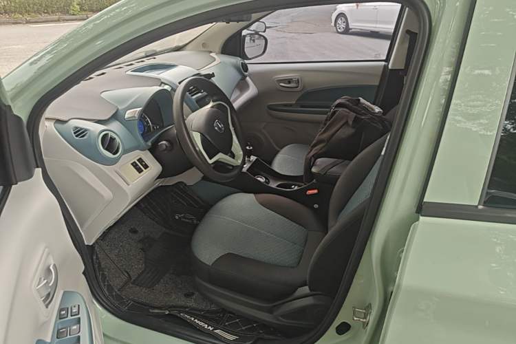 Used CHANGAN Benni E-Star 2021 National Edition Colorful Version Lithium Iron Phosphate (31.95 kWh) Left Front Seat