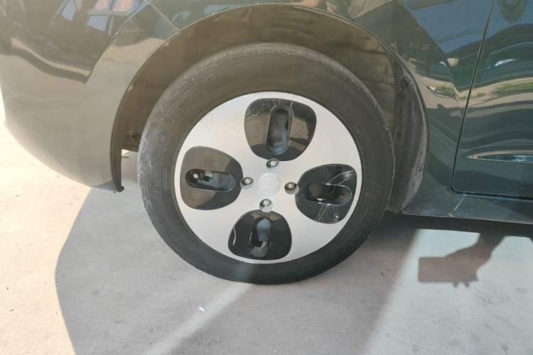 Used CHANGAN Benni E-Star 2021 National Edition Xin Yue Version (Fast-Charging Edition) Lithium Iron Phosphate (31.95 kWh) Left Front Wheel Hub